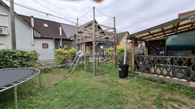 Eladó családi ház, Szigethalmon 44.5 M Ft, 3 szobás