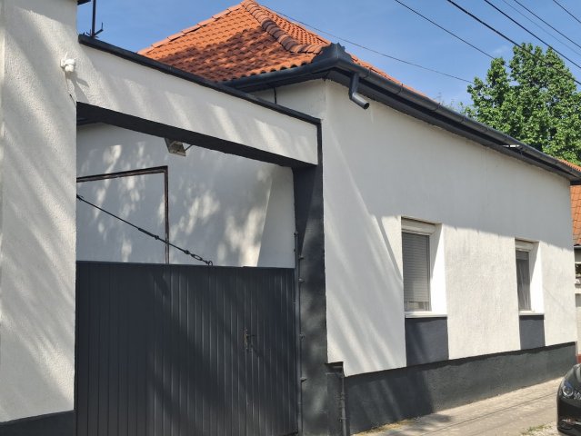 Eladó családi ház, Hajdúszováton 55 M Ft, 4+1 szobás