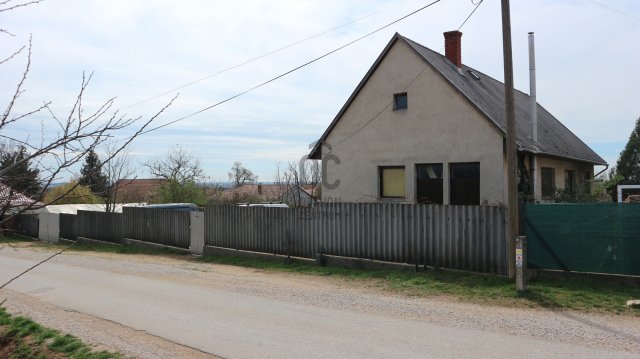 Eladó telek, Pákozdon 45.9 M Ft, 2 szobás / költözzbe.hu