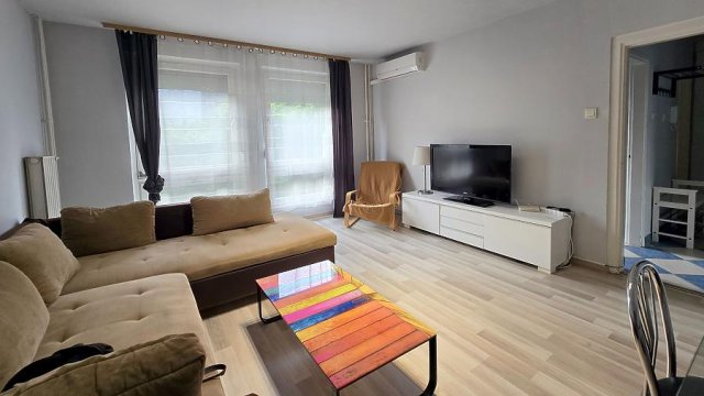 Eladó téglalakás, Budapesten, IX. kerületben 64.4 M Ft, 1 szobás