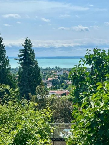 Eladó nyaraló, Csopakon 60 M Ft, 1+2 szobás