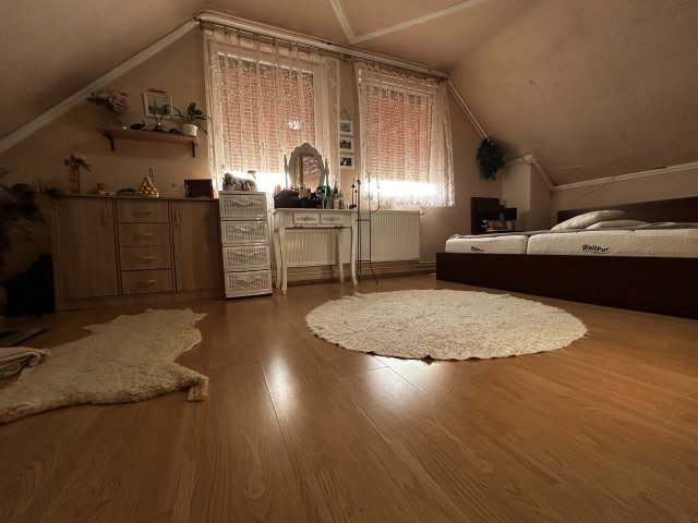 Eladó családi ház, Pusztahencsen 41.9 M Ft, 6 szobás