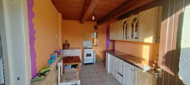 Eladó családi ház, Zajkon 3.85 M Ft, 1 szobás