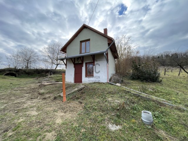 Eladó mezogazdasagi ingatlan, Szekszárdon 16.1 M Ft, 2 szobás