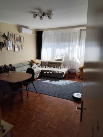 Eladó panellakás, Budapesten, XIV. kerületben 70 M Ft, 3 szobás