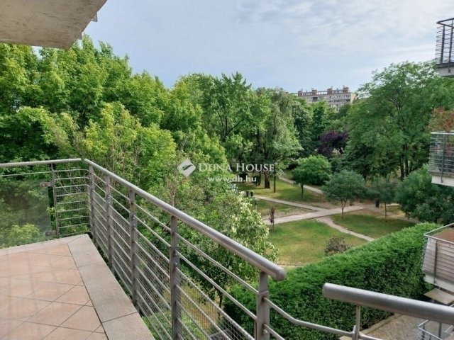 Eladó téglalakás, Budapesten, IX. kerületben 84.9 M Ft, 2 szobás