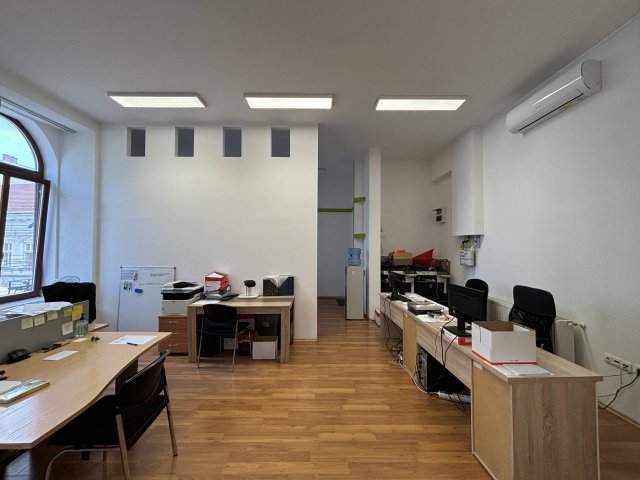 Kiadó iroda, Miskolcon 260 E Ft / hó / költözzbe.hu