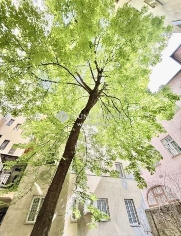 Eladó téglalakás, Budapesten, VI. kerületben 145 M Ft, 4 szobás