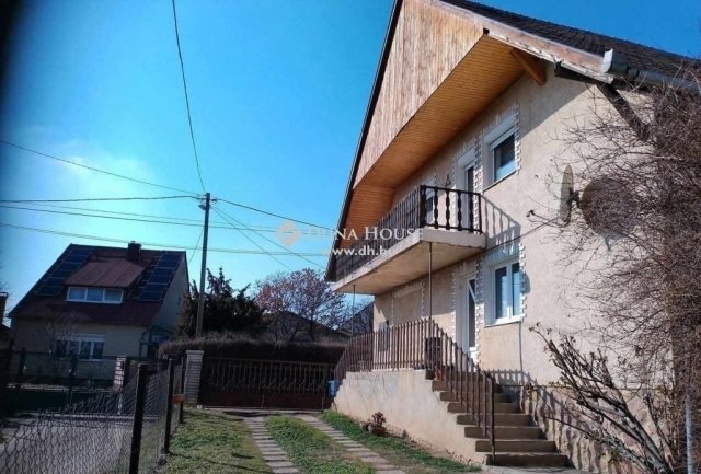 Eladó családi ház, Kővágószőlősön 59.5 M Ft, 5 szobás