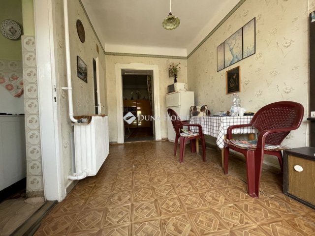 Eladó családi ház, Kecskeméten 33.5 M Ft, 3 szobás