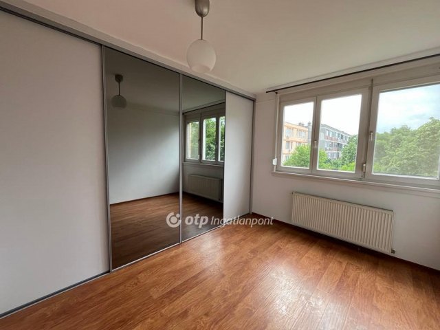 Eladó téglalakás, Budapesten, X. kerületben 62.5 M Ft