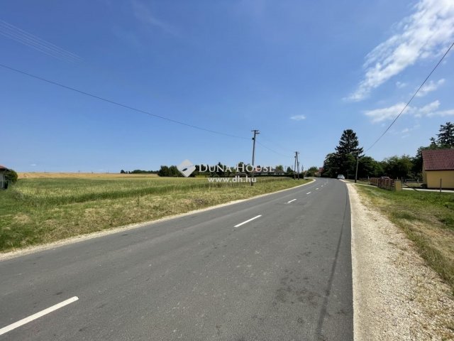 Eladó telek, Egyházasrádócon 27.5 M Ft / költözzbe.hu