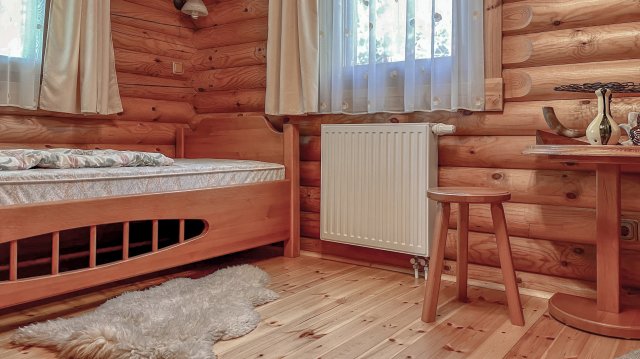 Eladó családi ház, Csörötneken 185 M Ft, 2 szobás