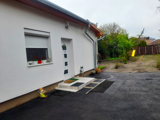 Eladó családi ház, Budapesten, XVIII. kerületben 52 M Ft