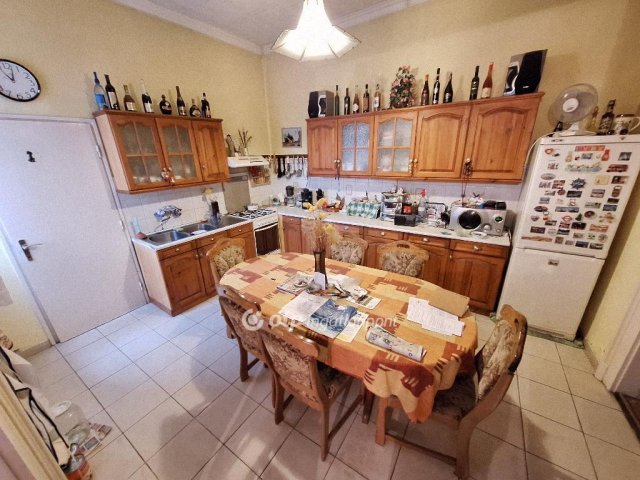 Eladó családi ház, Nagykőrösön 19.9 M Ft, 4 szobás