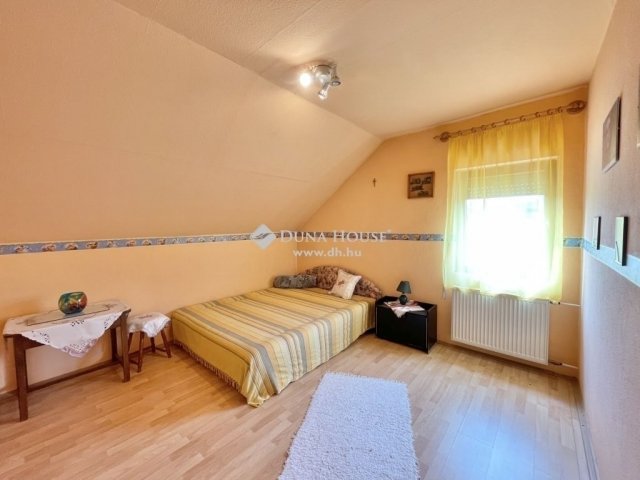 Eladó családi ház, Budapesten, XX. kerületben 129.9 M Ft