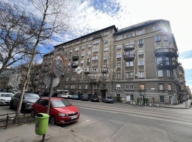 Eladó téglalakás, Budapesten, IX. kerületben 68.5 M Ft, 3 szobás