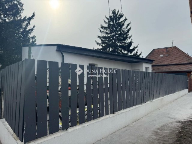 Eladó családi ház, Budapesten, XVIII. kerületben 59.9 M Ft