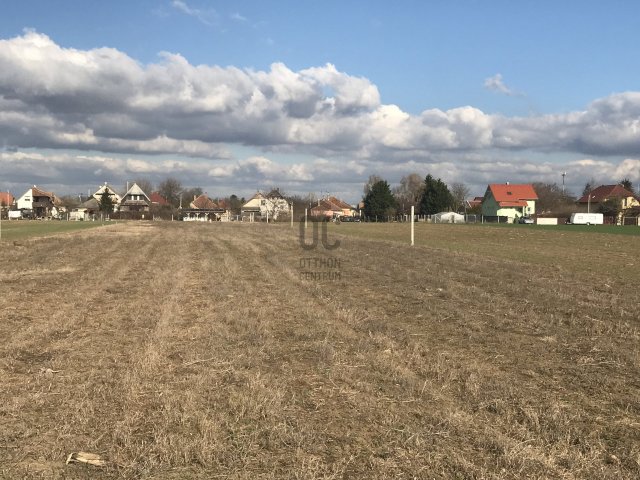Eladó telek, Dunavarsányban 7.7 M Ft / költözzbe.hu
