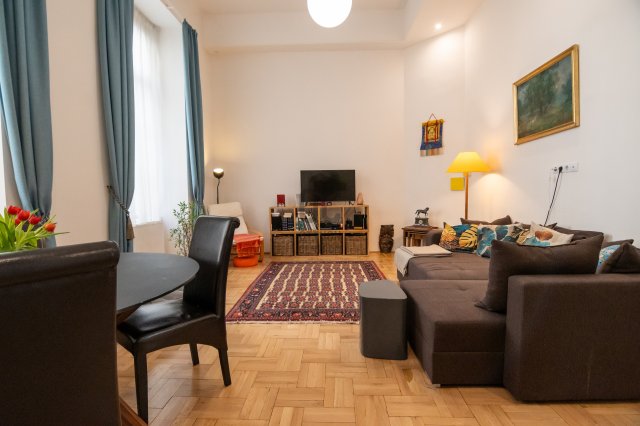 Eladó téglalakás, Budapesten, V. kerületben 125 M Ft, 3 szobás