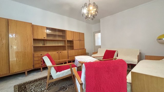 Kiadó téglalakás, albérlet, Debrecenben 220 E Ft / hó, 1 szobás