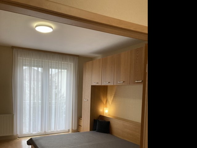 Kiadó téglalakás, albérlet, Debrecenben 260 E Ft / hó