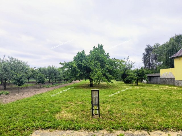 Eladó telek, Nagykörűn 3.5 M Ft / költözzbe.hu