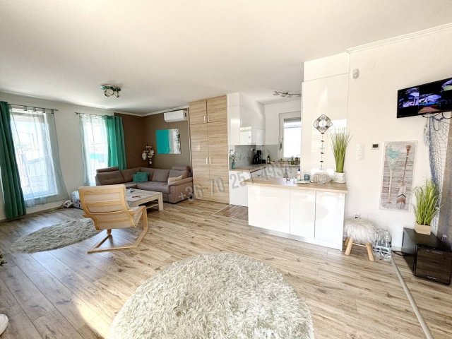 Eladó családi ház, Szigetszentmiklóson 119.899 M Ft, 4 szobás