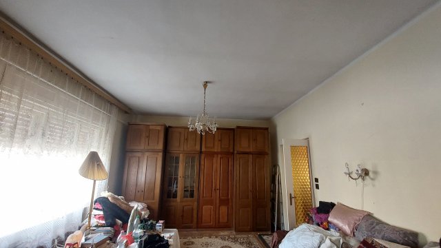 Eladó családi ház, Baján 36.79 M Ft, 2 szobás