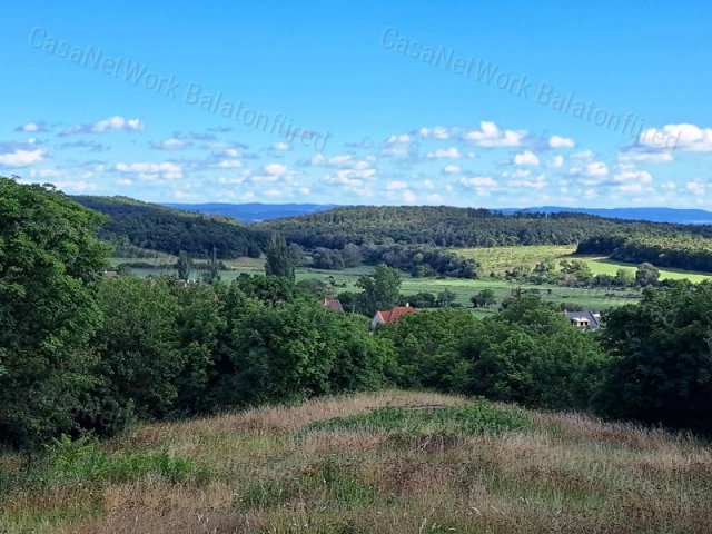 Eladó telek, Balatonszőlősön 200 M Ft / költözzbe.hu