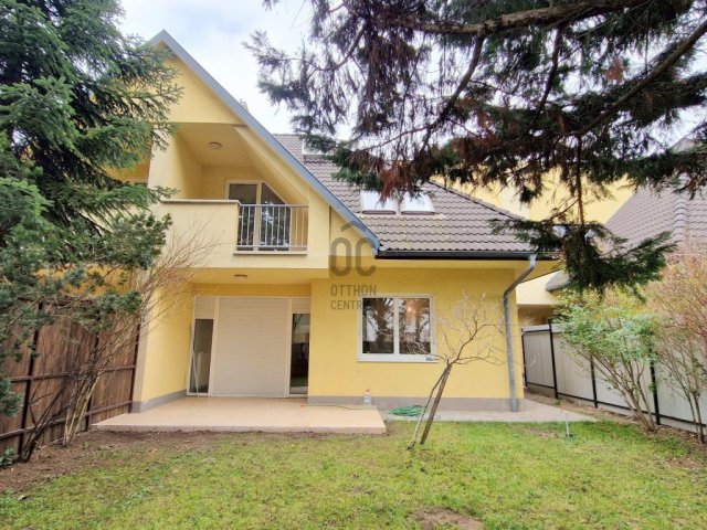 Eladó sorház, Budapesten, XVIII. kerületben 134.9 M Ft, 4 szobás