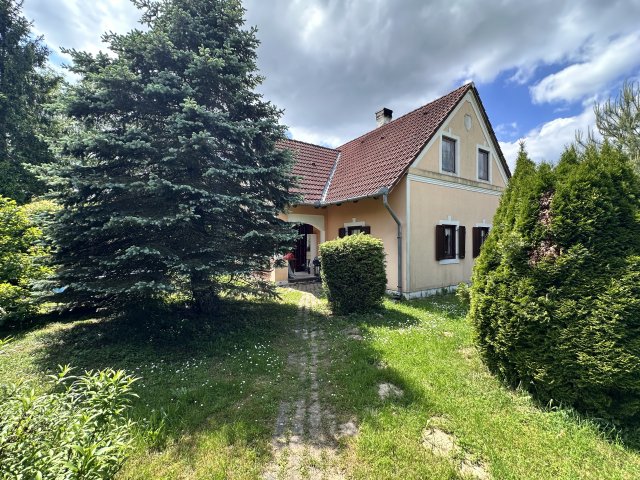 Eladó családi ház, Szalafőn 89 M Ft, 2+4 szobás