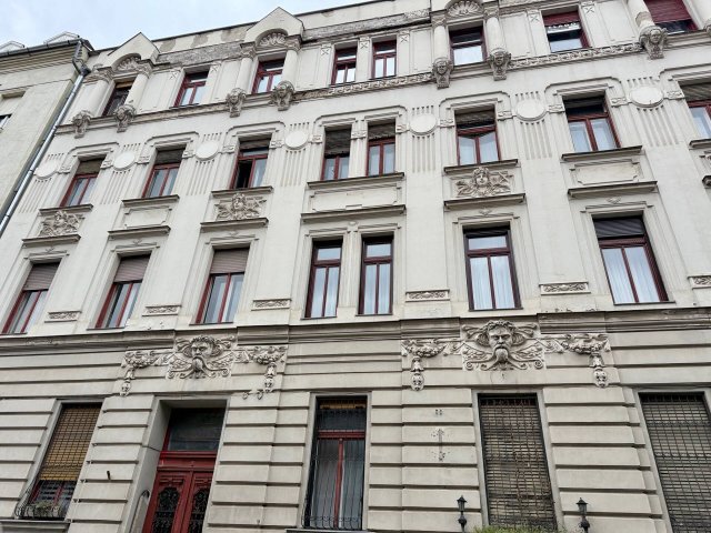 Eladó téglalakás, Budapesten, I. kerületben 150 M Ft, 4 szobás