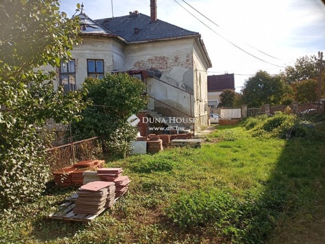 Eladó családi ház, Zalaegerszegen 70 M Ft, 5 szobás