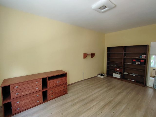 Kiadó téglalakás, albérlet, Székesfehérvárott 170 E Ft / hó