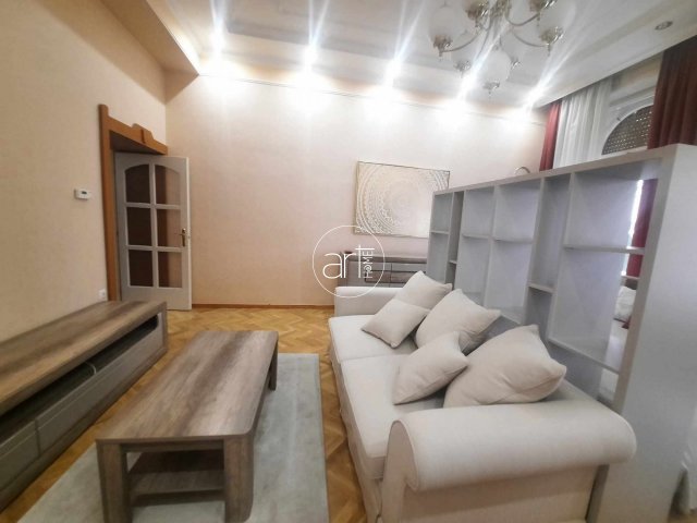 Kiadó téglalakás, albérlet, Szegeden 200 E Ft / hó, 2 szobás