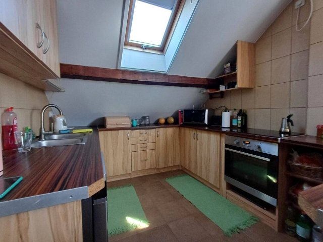 Eladó családi ház, Etyeken 97.9 M Ft, 5 szobás