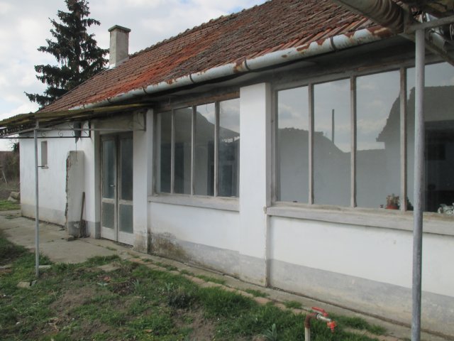 Eladó családi ház, Dobozon 7.5 M Ft, 4 szobás