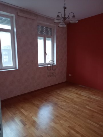 Eladó családi ház, Székesfehérvárott 139.9 M Ft, 5 szobás