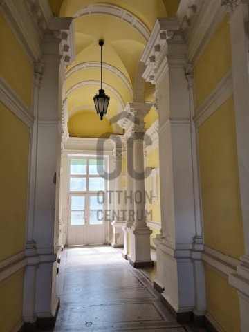 Kiadó téglalakás, albérlet, Budapesten, V. kerületben, 5 szobás