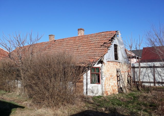 Eladó családi ház, Mezőberényben, Galilei utcában 1.8 M Ft