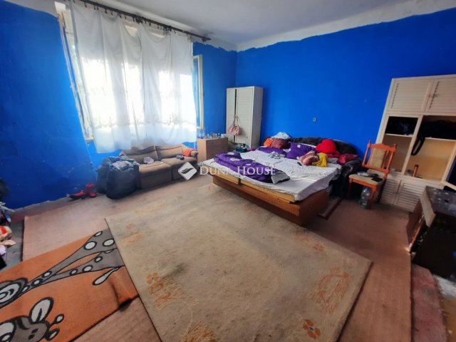 Eladó családi ház, Kiskunfélegyházán 11.3 M Ft, 2 szobás