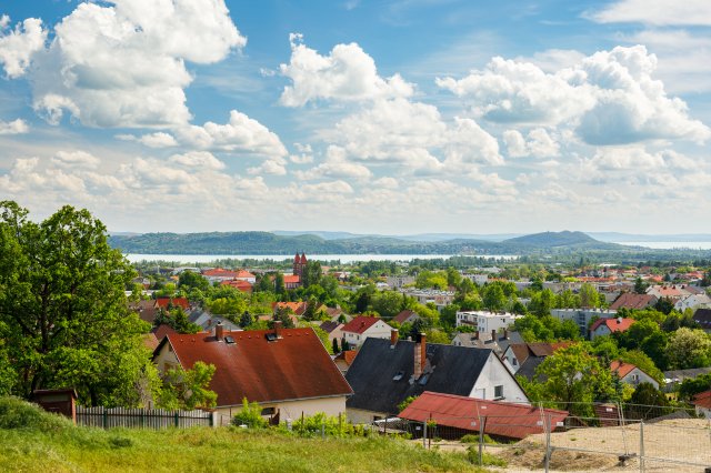 Eladó telek, Balatonfüreden, Cholnoky Jenő utcában 310 M Ft