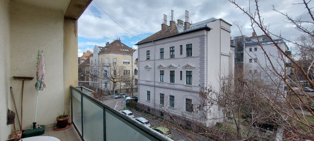 Eladó téglalakás, Budapesten, VI. kerületben, Lendvay utcában