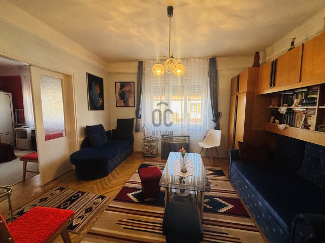 Eladó családi ház, Cegléden 42 M Ft, 2 szobás