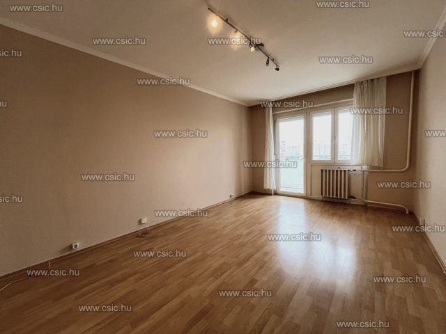 Eladó panellakás, Budapesten, XIV. kerületben 39.5 M Ft, 1 szobás