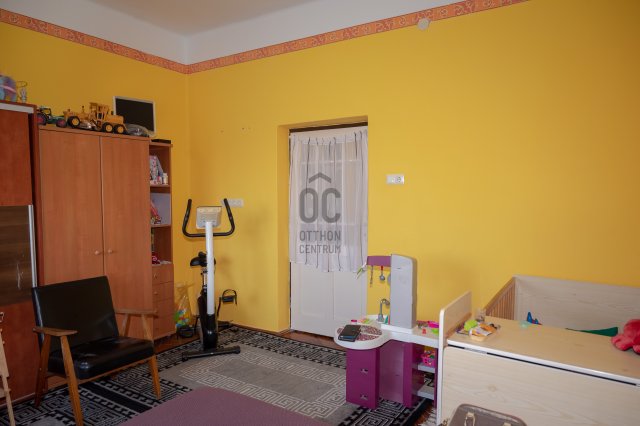 Eladó családi ház, Nádudvaron 24.9 M Ft, 5 szobás