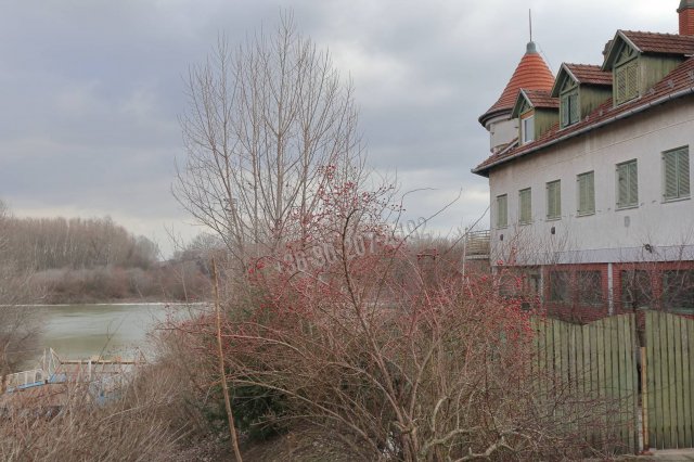 Eladó hotel, Szegeden 250 M Ft, 15 szobás / költözzbe.hu