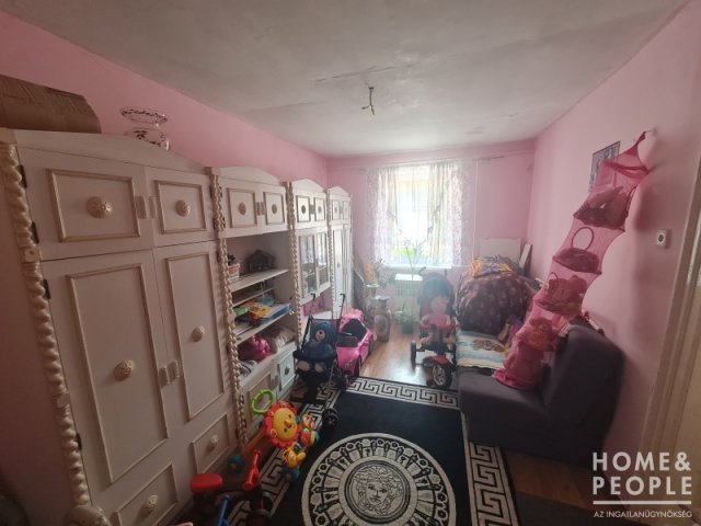 Eladó családi ház, Hódmezővásárhelyen 46 M Ft, 5 szobás