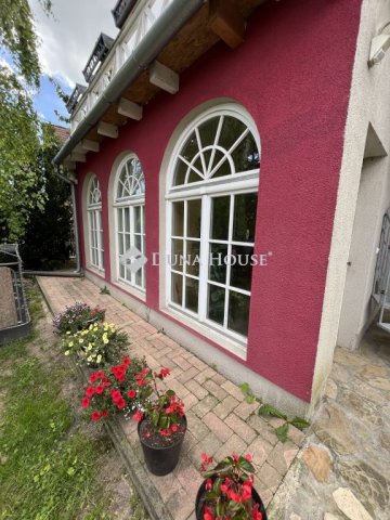 Eladó családi ház, Szentkirályszabadján 82 M Ft